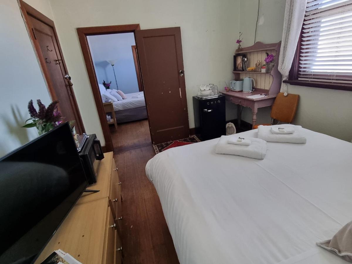 La Cochon Rose Motel Saint Arnaud Buitenkant foto