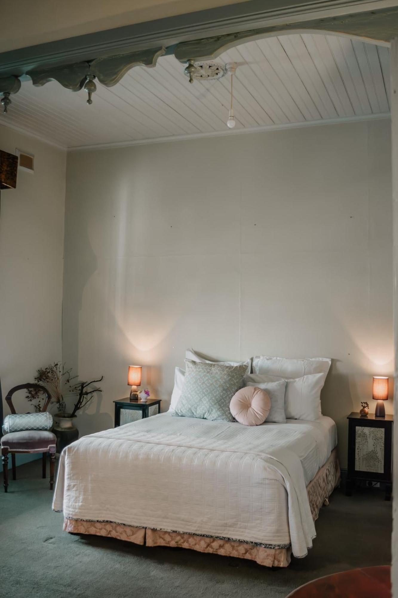 La Cochon Rose Motel Saint Arnaud Buitenkant foto