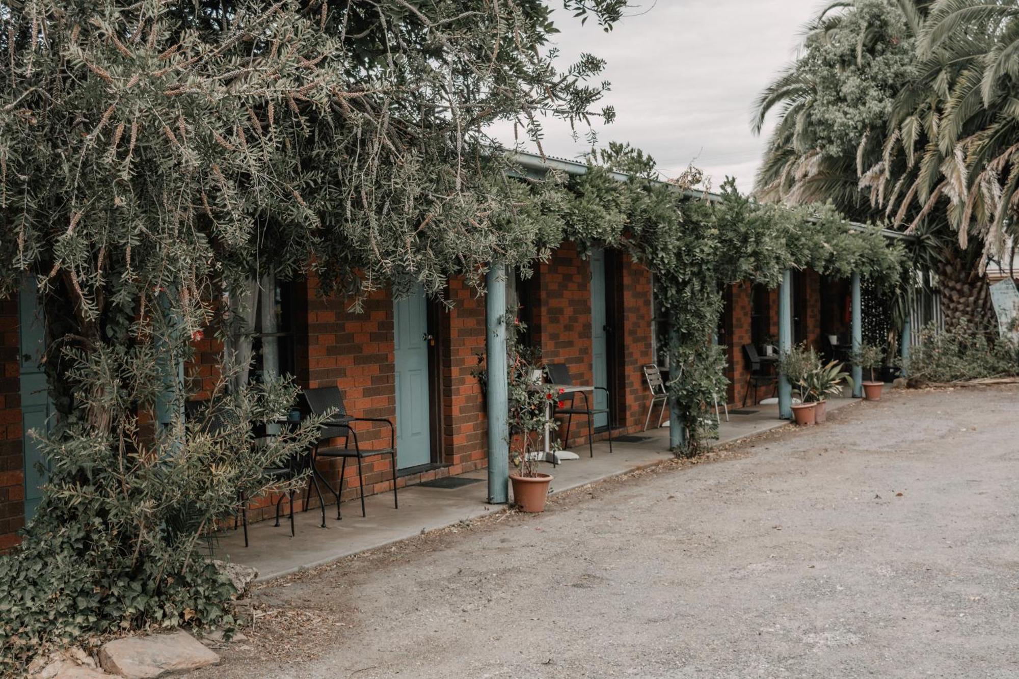 La Cochon Rose Motel Saint Arnaud Buitenkant foto